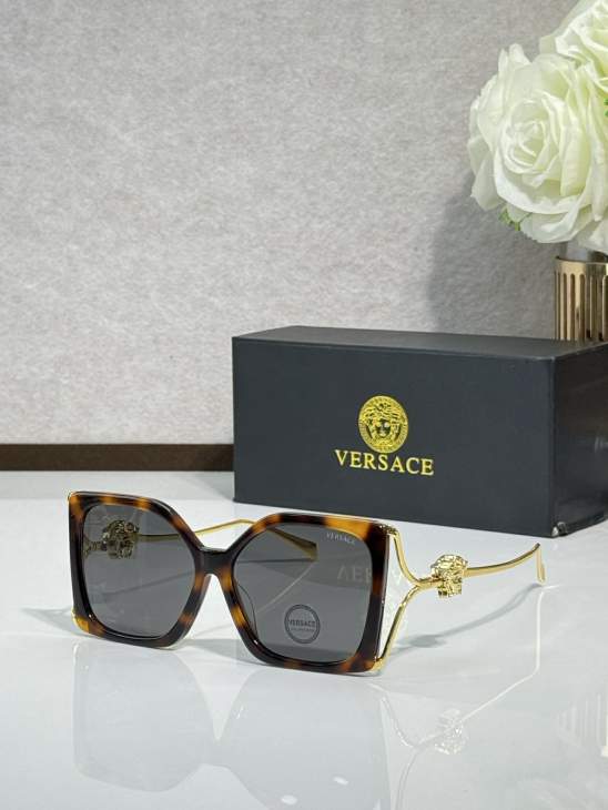 Picture of Versace Sunglasses _SKUfw77894881fw